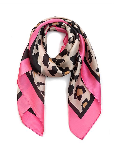 58% discount - animal print kerchief with border Gregory Ladner ...